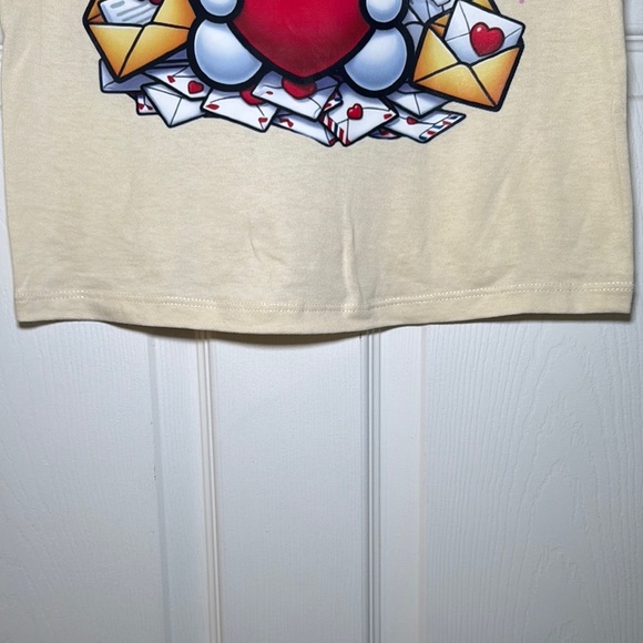 Hello Kitty Cream Red Short Sleeve Tee - Picture 5 of 6